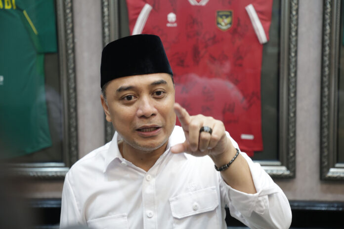 Wali Kota Surabaya Eri Cahyadi imbau warga tunda perjalanan akibat konflik Timur Tengah